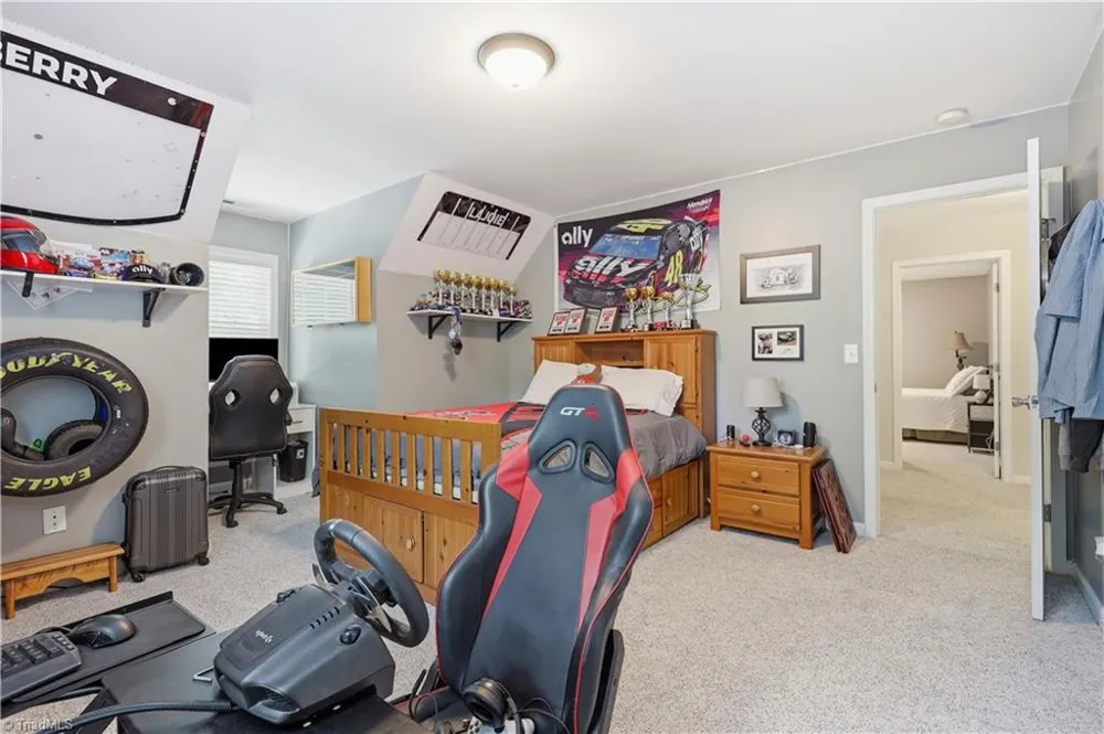 2130 Willow Oak Drive Thomasville, NC 27360