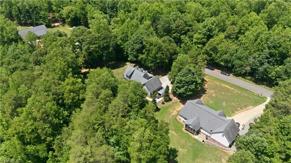 2130 Willow Oak Drive Thomasville, NC 27360