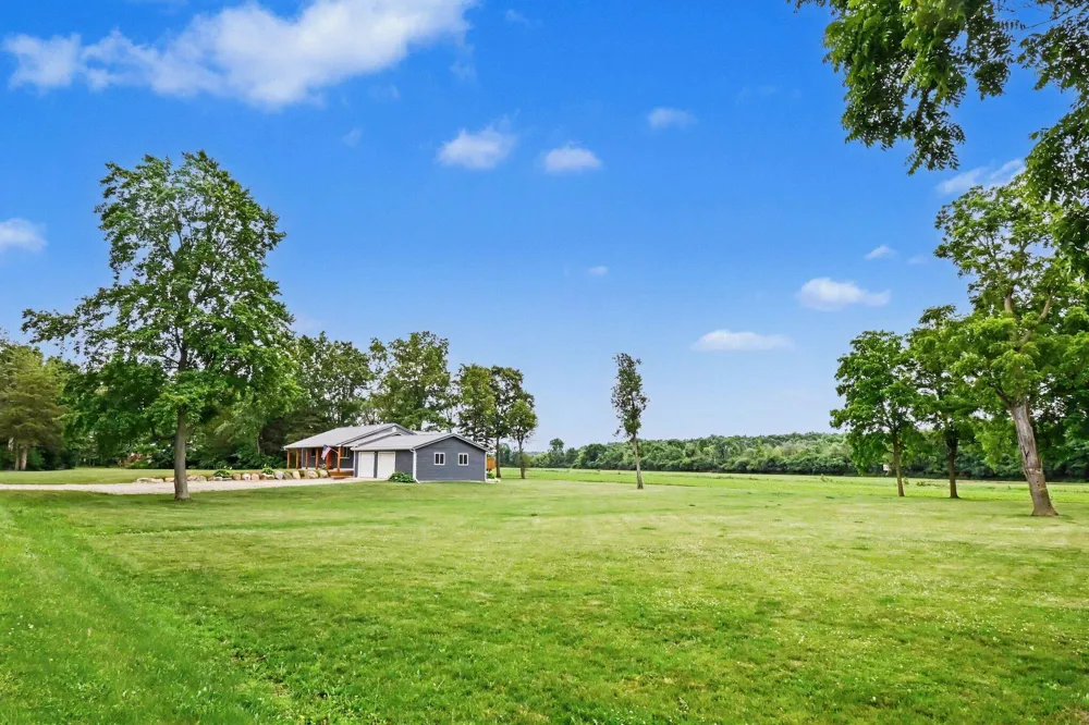 10290 Thorne Road Horton, MI 49246