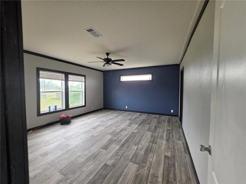 2443 Lindsey Robstown, TX 78380
