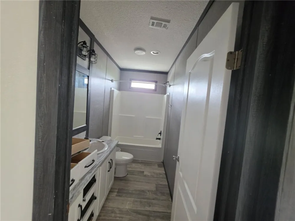 2443 Lindsey Robstown, TX 78380