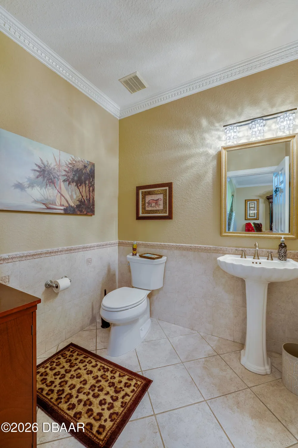 1259 Avenida De Las Casas Lady Lake, FL 32159
