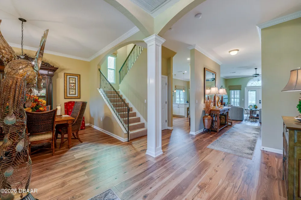 1259 Avenida De Las Casas Lady Lake, FL 32159