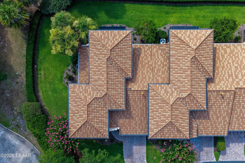1259 Avenida De Las Casas Lady Lake, FL 32159