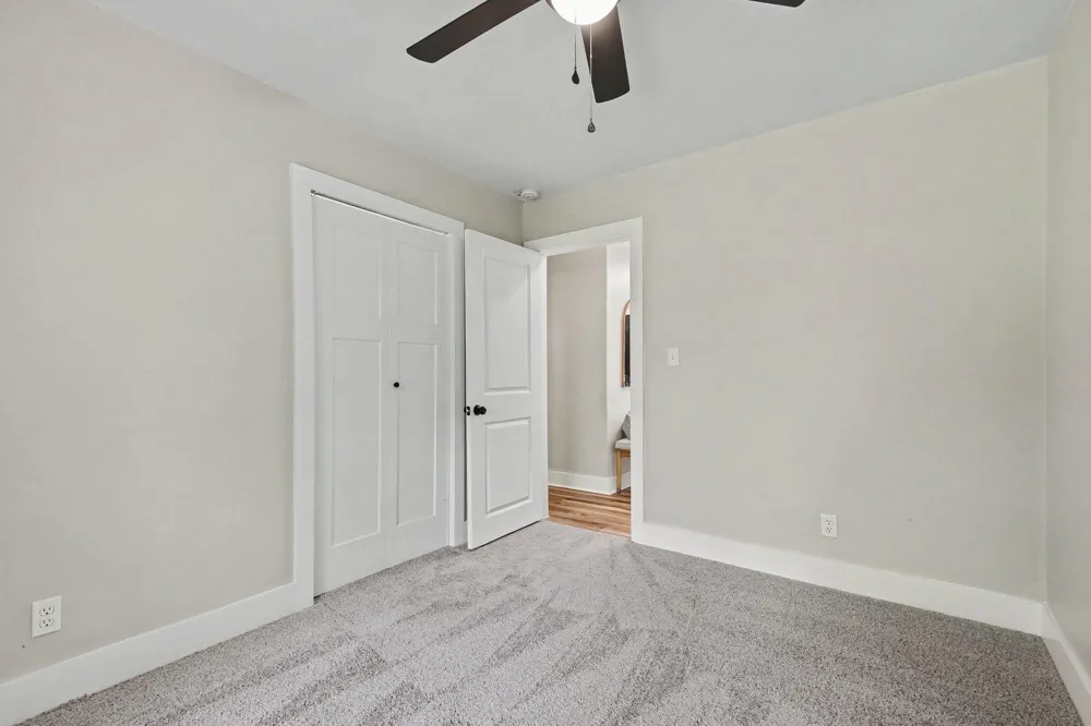 18195 148th Avenue Spring Lake, MI 49456