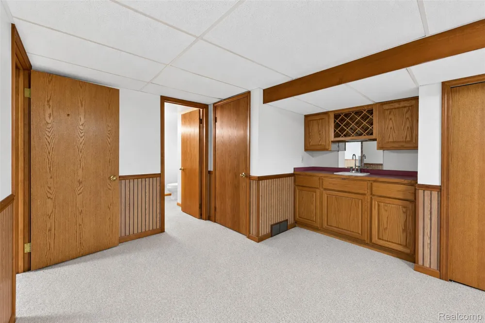 11549 Kings Coach Road Grand Blanc City, MI 48439