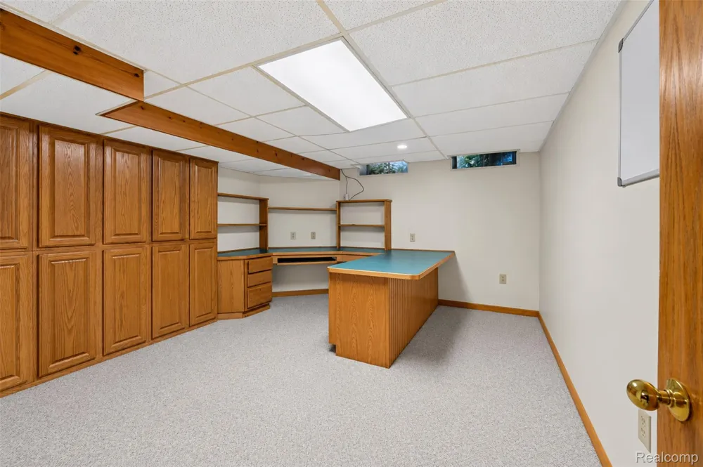 11549 Kings Coach Road Grand Blanc City, MI 48439