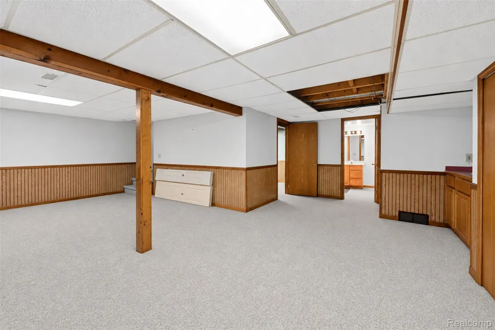 11549 Kings Coach Road Grand Blanc City, MI 48439