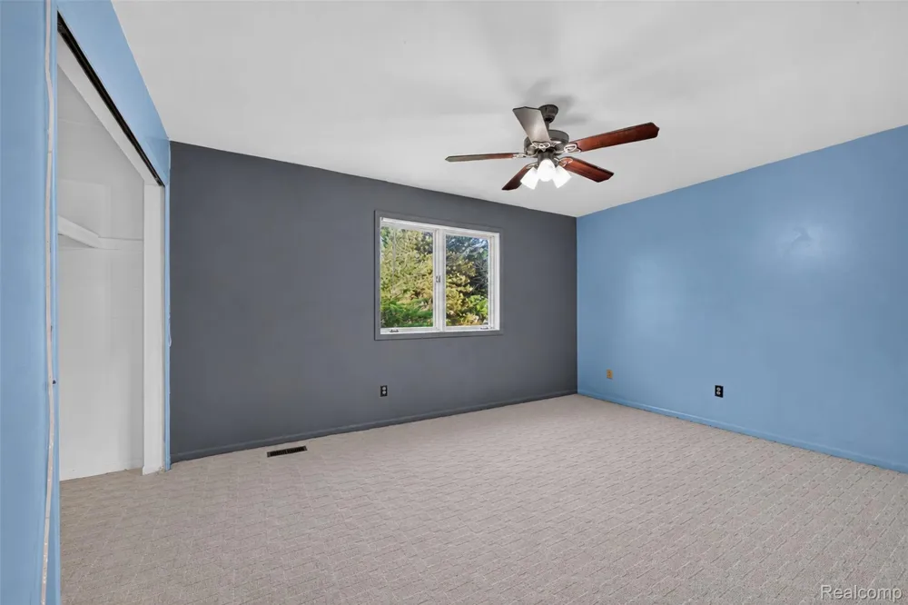 11549 Kings Coach Road Grand Blanc City, MI 48439