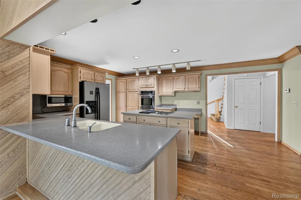 11549 Kings Coach Road Grand Blanc City, MI 48439