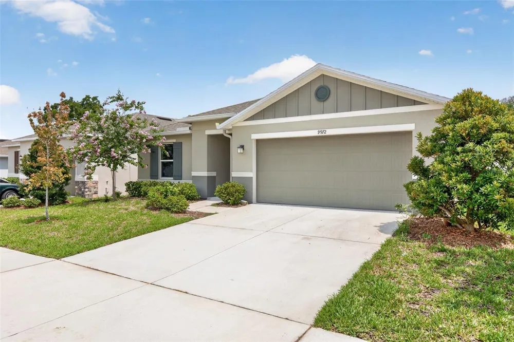 9972 MESIC WOODS AVENUE Seffner, FL 33584