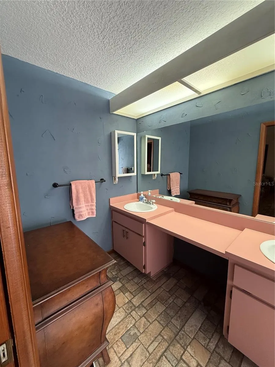 9231 ELDRIDGE ROAD Spring Hill, FL 34608