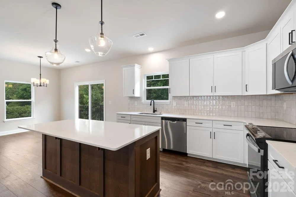 191 Cherry Springs Lane Asheville, NC 28804