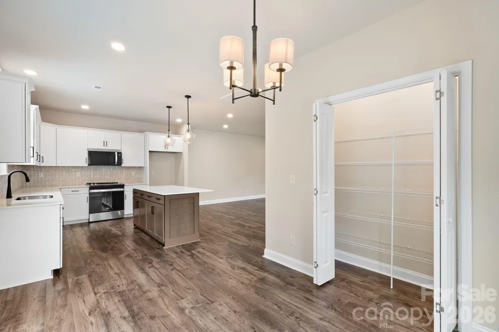 191 Cherry Springs Lane Asheville, NC 28804