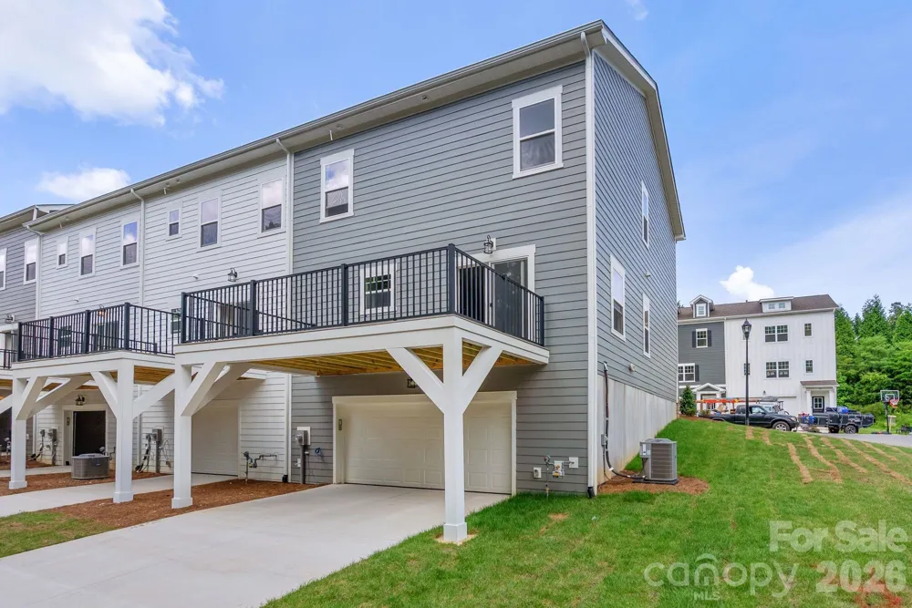 191 Cherry Springs Lane Asheville, NC 28804