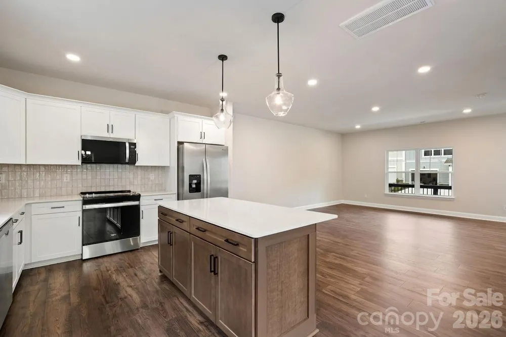 191 Cherry Springs Lane Asheville, NC 28804