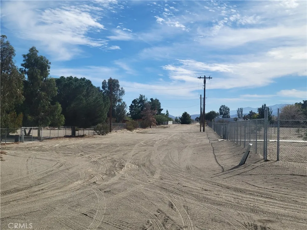 South Street Phelan, CA 92371