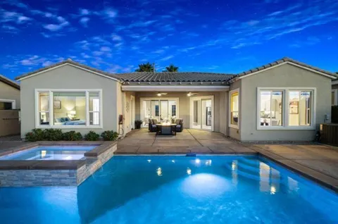 81290 Barrel Cactus Road
