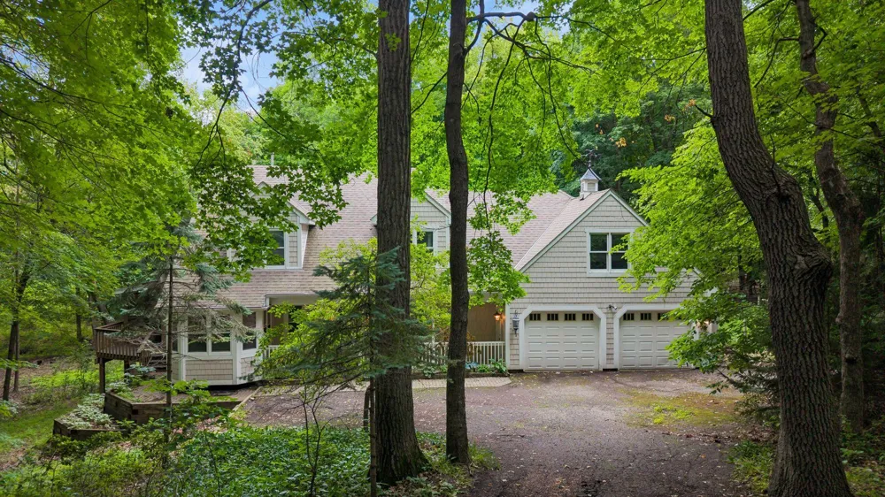 4730 Arm Drive Orono, MN 55364