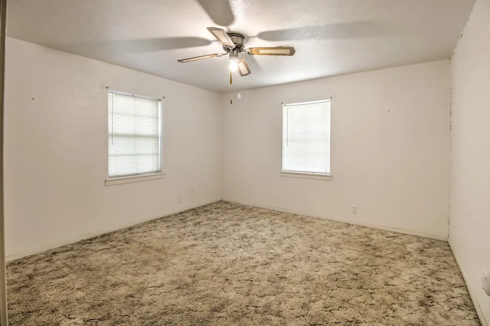 403 S Broadway Street Collinsville, TX 76233