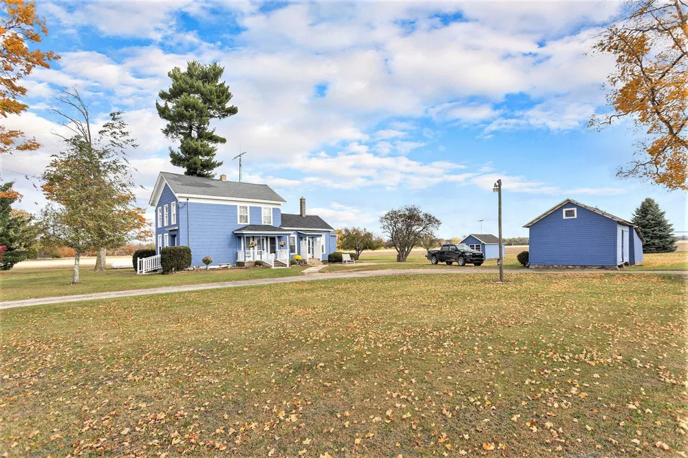 55637 Bennett Road Leonidas, MI 49066