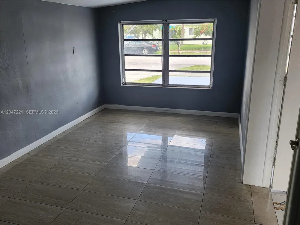 4100 SW 36th St #0 West Park, FL 33023