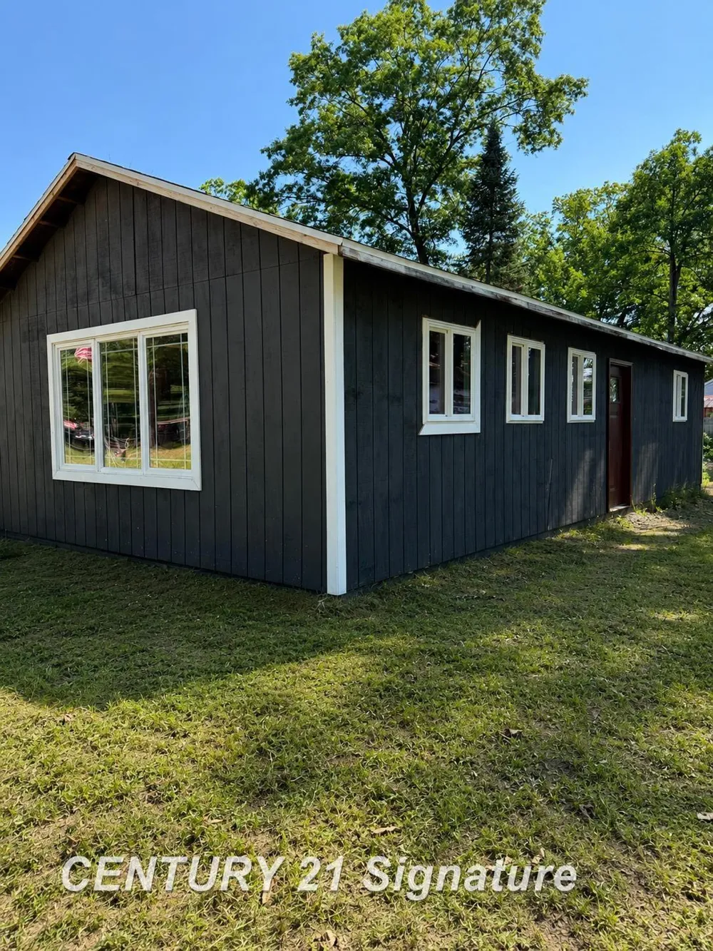2662 Jean Street Hamilton Township, MI 48625