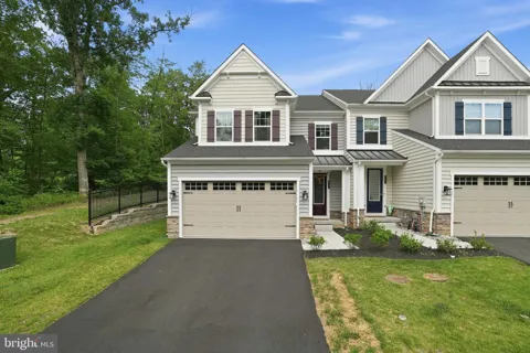 411 W PONDS EDGE DRIVE