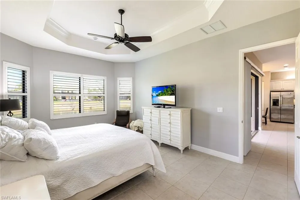 3224 Pacific Drive Naples, FL 34119