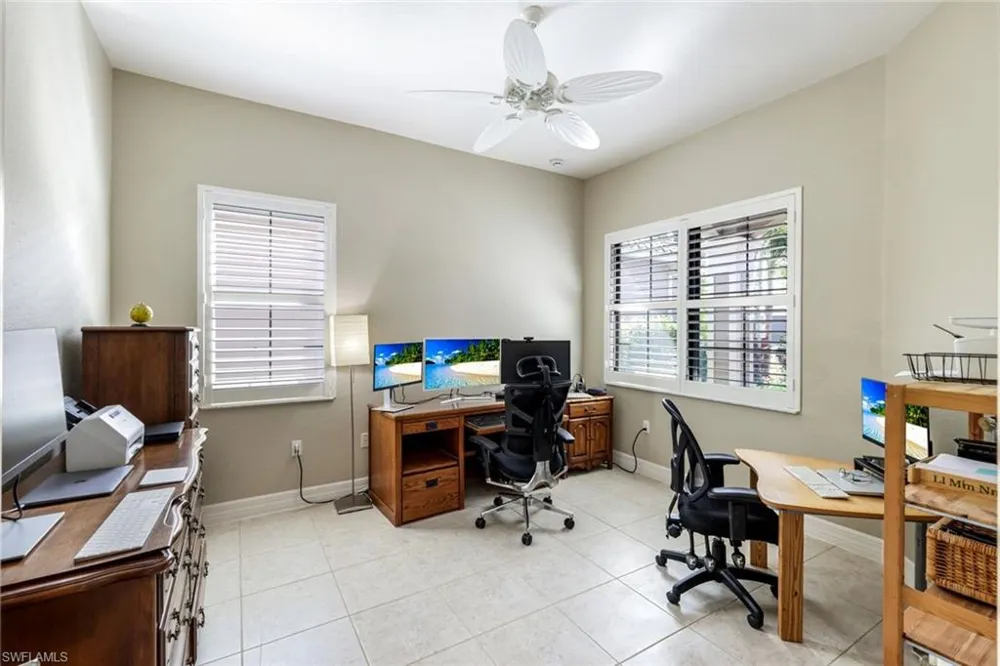 3224 Pacific Drive Naples, FL 34119