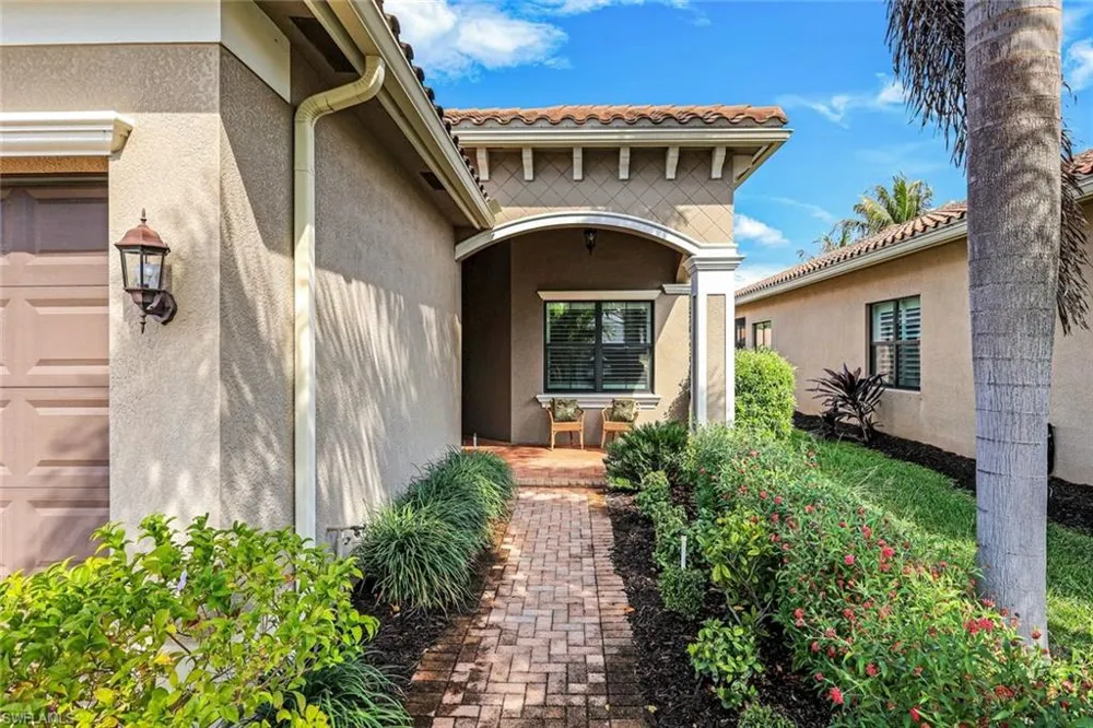3224 Pacific Drive Naples, FL 34119