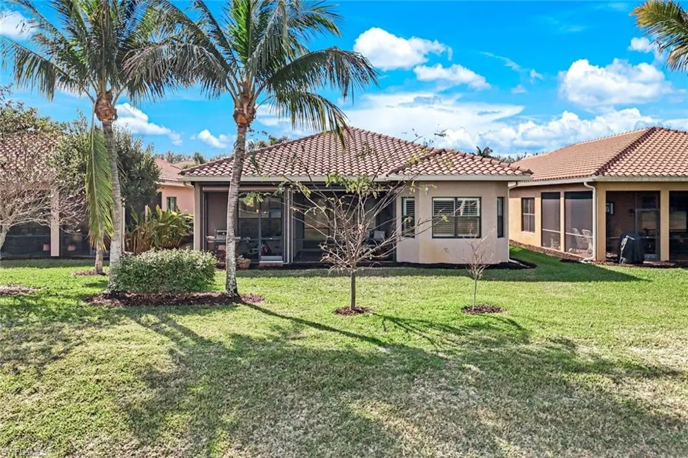 3224 Pacific Drive Naples, FL 34119