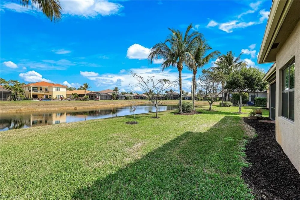 3224 Pacific Drive Naples, FL 34119