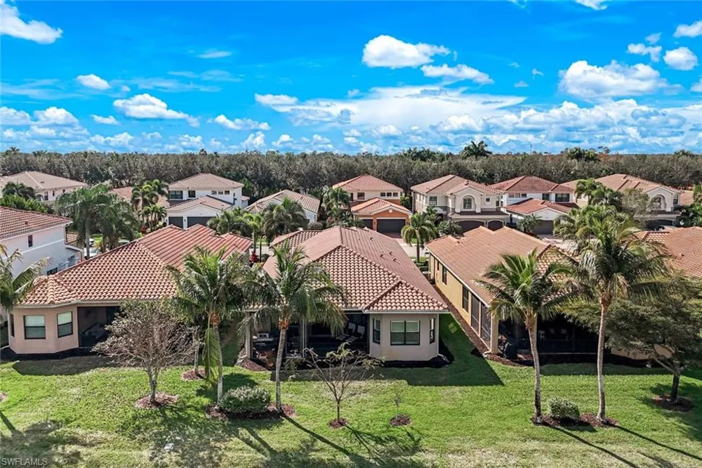 3224 Pacific Drive Naples, FL 34119