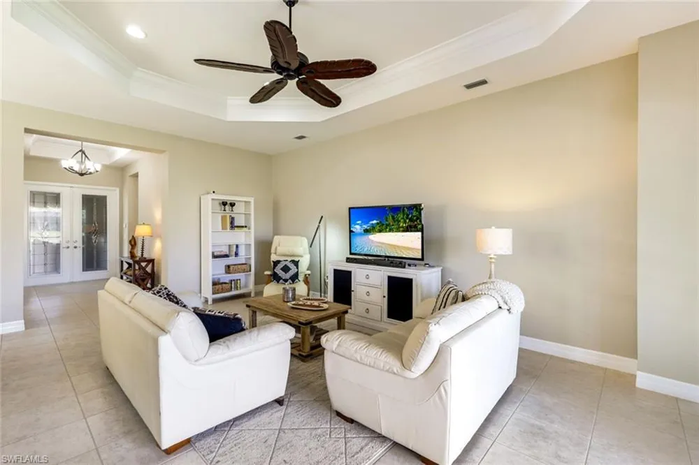 3224 Pacific Drive Naples, FL 34119