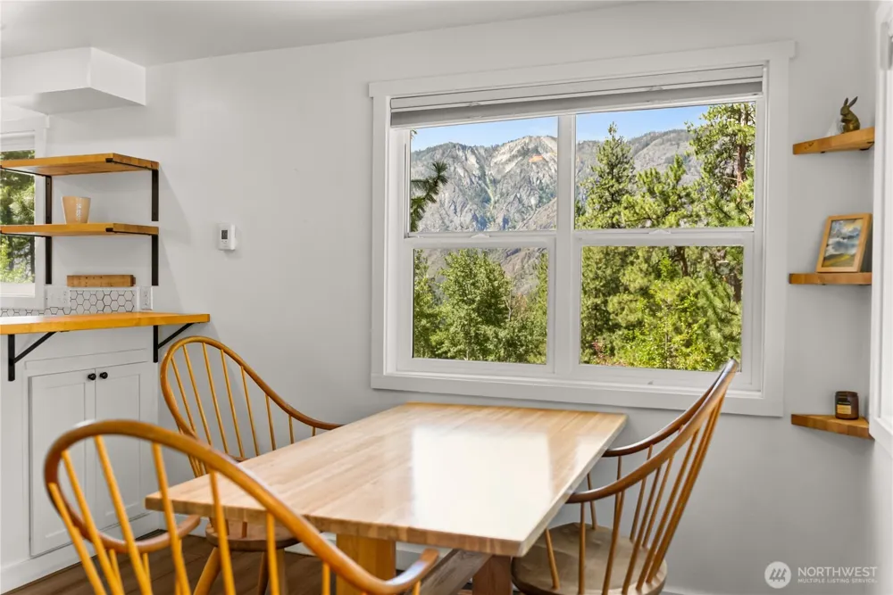 32 Crabapple Road Winthrop, WA 98862