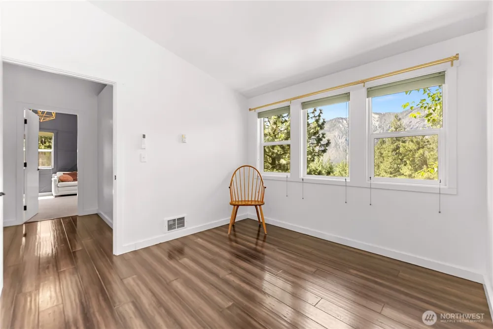 32 Crabapple Road Winthrop, WA 98862