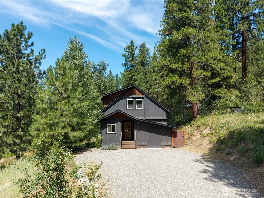 32 Crabapple Road Winthrop, WA 98862
