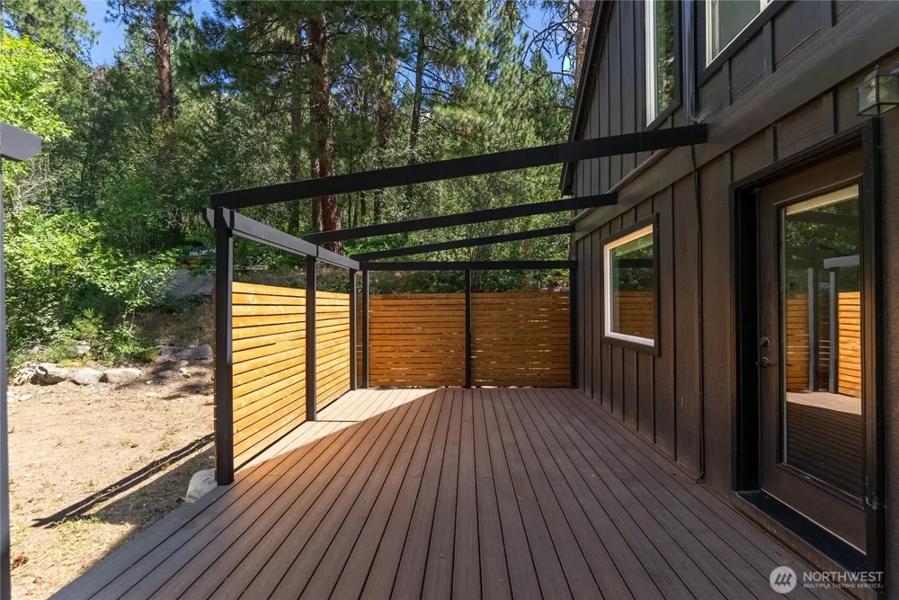 32 Crabapple Road Winthrop, WA 98862