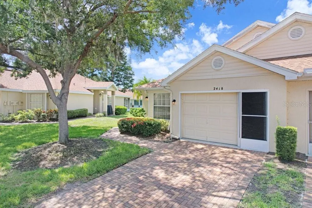 2418 NEW HAVEN CIRCLE #83 Sun City Center, FL 33573