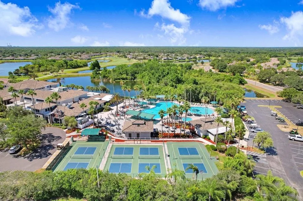2418 NEW HAVEN CIRCLE #83 Sun City Center, FL 33573