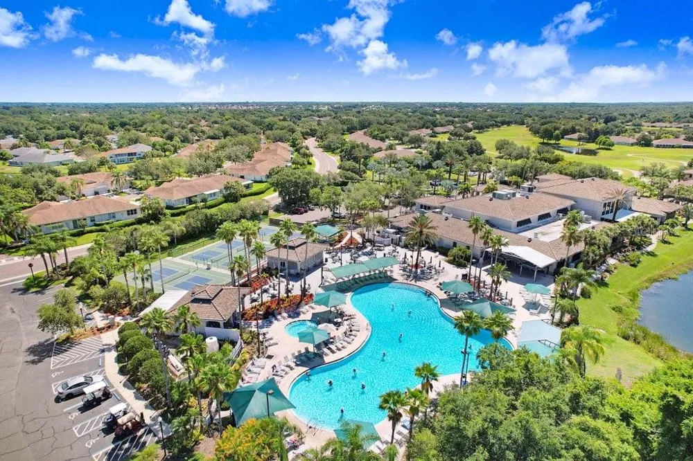 2418 NEW HAVEN CIRCLE #83 Sun City Center, FL 33573