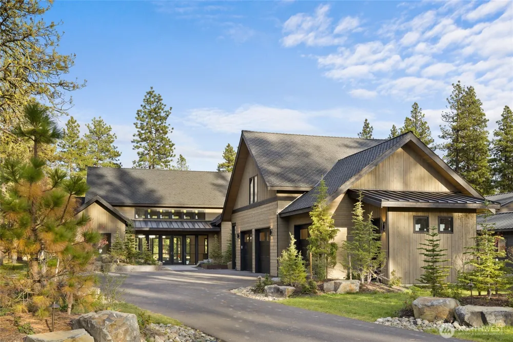 1791 Wanawish Loop Cle Elum, WA 98922