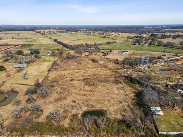 6024 FM 1870 Sulphur Springs, TX 75482