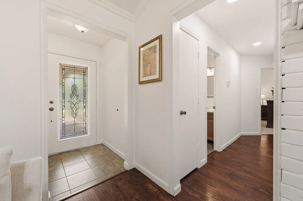 2507 Poppy Lane Euless, TX 76039