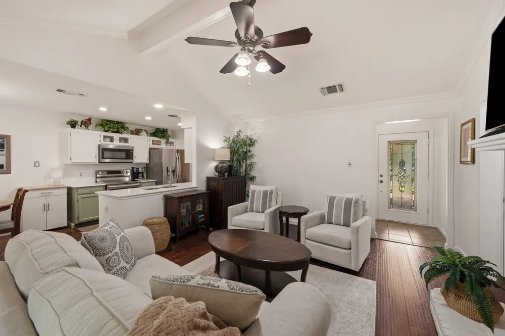 2507 Poppy Lane Euless, TX 76039