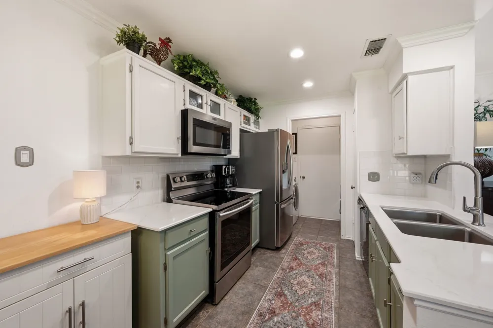 2507 Poppy Lane Euless, TX 76039