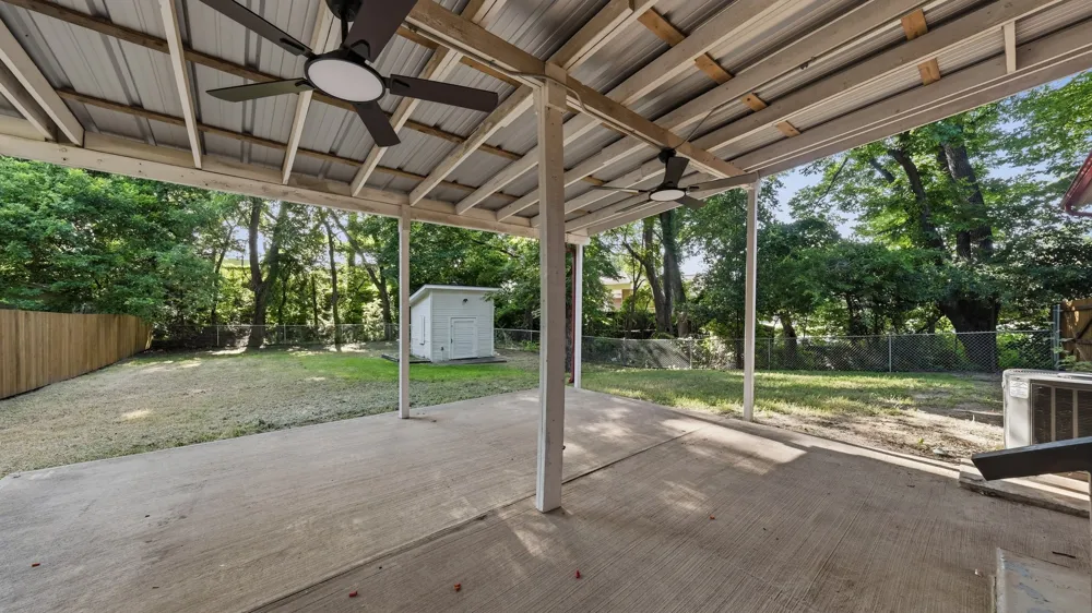 1406 S Elm Street Weatherford, TX 76086