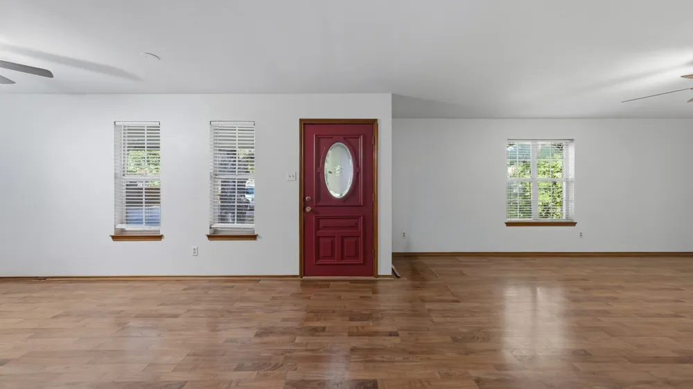 1406 S Elm Street Weatherford, TX 76086