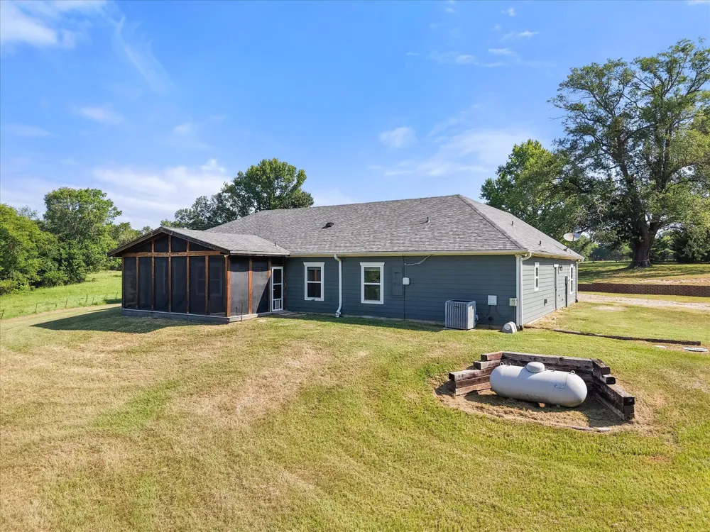 5568 S Fm 779 Alba, TX 75410